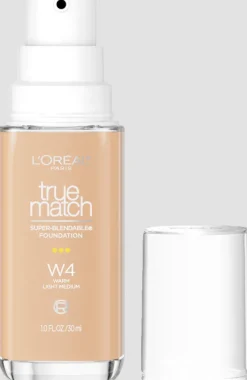 L'Oreal Super-Blendable Foundation W4, Light Medium Fashion